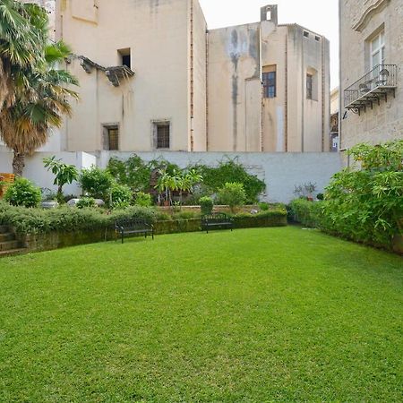 B&B Dimora Tomasi Palermo Buitenkant foto